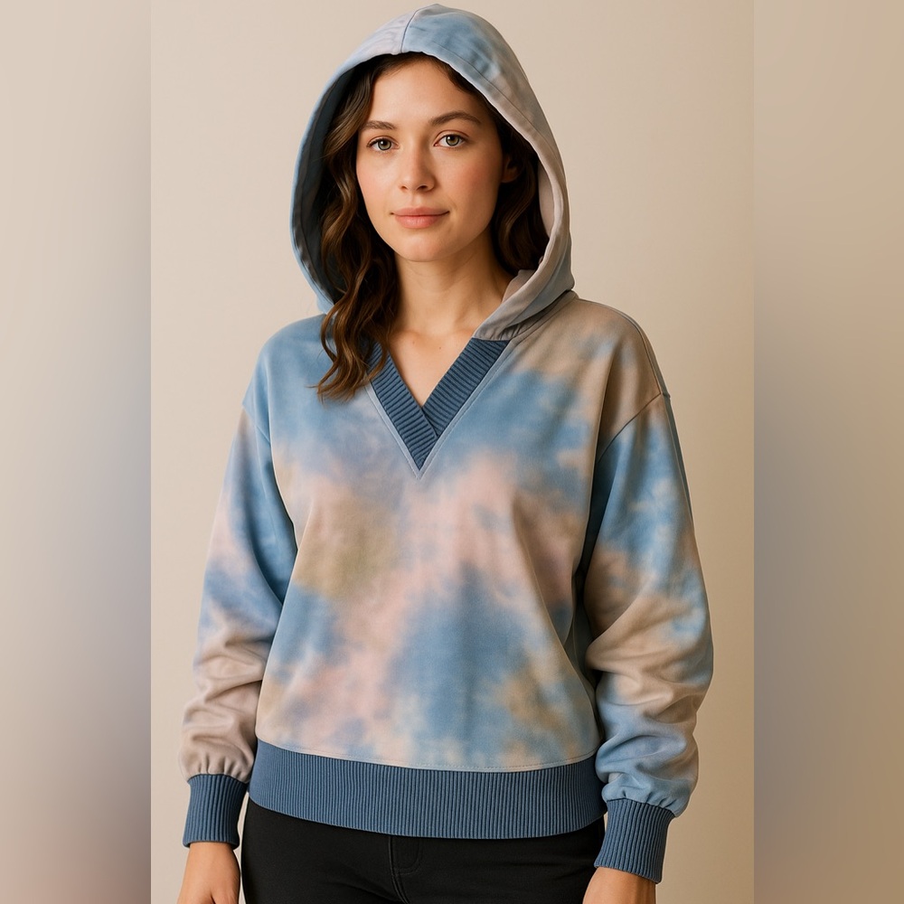 Blue and Pink Sweatshirt ribbed cuff drama on sleeves S/M